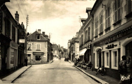 AUZANCES RUE PAUL DOUMER - Auzances