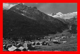 3 CPSM/pf SAAS-FEE (Suisse) Vue Panoramique Sur Le Village / Täschhorn U-Dom 4545m..*10106 - Saas-Fee