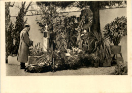 Adolf Hitler Am Elterngrab In Leonding - War 1939-45