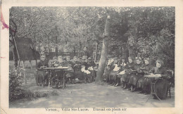 VIRTON (Lux.) Villa Sainte-Lucie, Travail En Plein Air - Virton