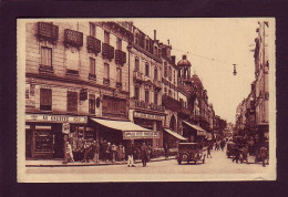 03 - VICHY - RUE GEORGES CLEMENCEAU - ANIMÉE -  - Vichy