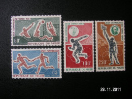 Vends La Série Neuve** Pa Du Niger De 1964 Consacrée Aus J.O De Tokyo - Niger (1960-...)