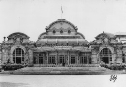 03 VICHY La Terrasse Du Grand Casino N° 82 \KEVREN0774 - Vichy