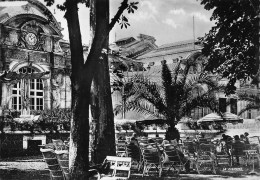 03 VICHY Le Casino Vu De Coté édition La Cigogne N° 84 \KEVREN0774 - Vichy