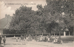 Paimboeuf * La Place Du Marché * Villageois - Paimboeuf