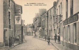 Paimboeuf * La Grande Rue Et L'hôtel St Julien - Paimboeuf