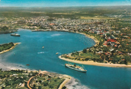 1 AK Tansania / Tanzania * Blick Auf Die Stadt Und Den Hafen Von Dar Es Salaam * - Tanzania