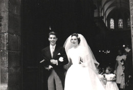 MARRIAGES, GROOM AND BRIDE, CHURCH, CHILDREN, ARCHITECTURE, POSTCARD - Huwelijken