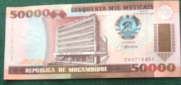 MOZAMBIQUE 50000 Metic. UNC - Mozambique