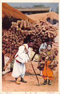 Korea - Man And Woman Carrying Basketry - Corea Del Sud