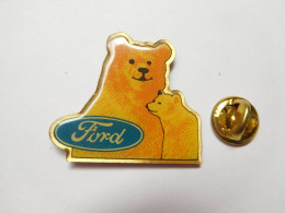 Beau Pin's , Auto Ford , Ours , Ourson - Ford