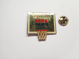 Beau Pin's , Basket , Champion USA - Basketbal