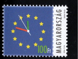 20 61046296 2004 SCOTT 3877 (XX)   POSTFRIS MINT NEVER HINGED - EUROPEAN MEMBERSHIP CLOCK TYPE - Unused Stamps