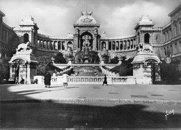 MARSEILLE Le Palais De Longchamp 47 (scan Recto Verso)KEVREN0691 - Castellane, Prado, Menpenti, Rouet