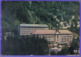 Carte Postale 39. Morez  Capitale De La Lunette  école D'Horlogerie   Très Beau Plan - Morez