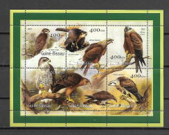 Guinea Bissau 2001 Birds - Raptors Sheetlet MNH - Adler & Greifvögel