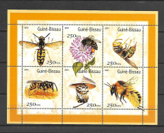 Guinea Bissau 2001 Insects - Wasps And Bees Sheetlet MNH - Honeybees