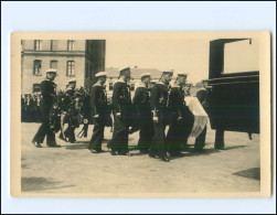 XX15909/ Marine Soldaten Matrosen Bei Einer Trauerfeier Foto AK Ca. 1935 - War 1939-45