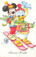 N°25426 - Bonne Année - Mickey Et Donald Sur Des Skis - New Year
