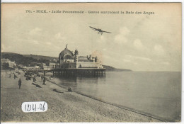 NICE- JETEE PROMENADE- GAROS SURVOLANT LA BAIE DES ANGES - Transport (air) - Airport