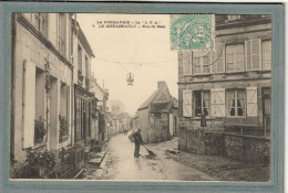 CPA (61) Le MERLERAULT - Aspect De La Rue De Sées En 1905 - Le Merlerault