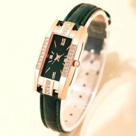 Montre NEUVE - Modèle Classique Femme (Réf 5) - Watches: Modern