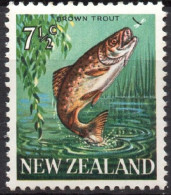 NEW ZEALAND/1967-70/MNH/SC#391/FISH / ANNIMALS / 7 1/2c BROWN TROUT - Ongebruikt