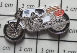 710E Pin's Pins / Beau Et Rare / MOTOS / MOTO SPORTIVE N°14 MARQUE A IDENTIFIER - Motorfietsen