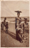 Ghana - Children On The Beach (Cape Coast) - SEE SCANS FOR CONDITION - Publ. Methodist Book Depots 66 - Ghana - Gold Coast