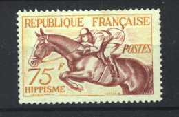 France  :  Yv  965  **  Hippisme - Unused Stamps