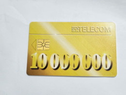 CZECH REPUBLIC-(C132A-05.01.96)-Golden Card-10 000 000-(242)-(50units)-(01.01.1996 )(tirage-300.000)-used Card - Czech Republic