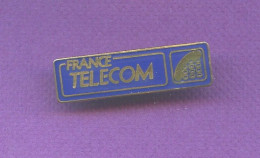 Superbe Pins France Telecom 3.8 Cm X 1 Cm Egf Q302 - France Telecom