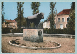 SAULIEU - Le Square Pompon - Le Taureau - Saulieu