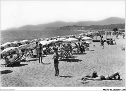 AMEP6-0499-83 - LE LAVANDOU - La Plage - Au Fond Le Cap Penat  - Le Lavandou