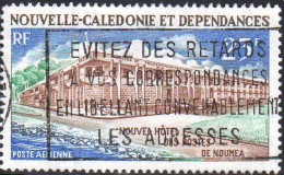 Nle-Calédonie Avion Obl Yv:134 Mi:524 Nouvel Hôtel Des Postes De Nouméa (Belle Obl.mécanique) - Gebruikt