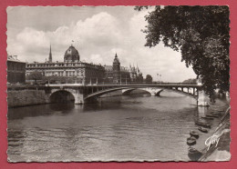 75 - PARIS - La Seine, Le Tribunal De Commerce Et Le Palais De Justice - Le Anse Della Senna