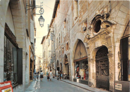 CAHORS En Parcourant Les Vieilles Rues De Cahors Une Porte Du XVIIe Siecle 44(scan Recto-verso) MA723 - Cahors