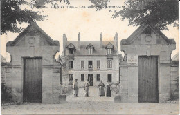 95 CERGY - Les Granges - L'Entrée - Animée - Cergy Pontoise