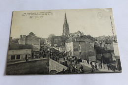 Fontenay Le Comte - Quartier Du  Pot-neuf Un Jour De Marché - 1914 - Fontenay Le Comte