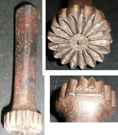 Rare Outil Ancien En Acier, Fleur Rosace Rosette, Fer à Dorer Reliure Ou Autre - Antiek Gereedschap