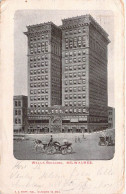 USA Postcard Milwaukee, Wells Building  Posted Milwaukee And With A Riga (Latvia) Postmark 3.7.1905 Adressed To A Summer - Lettres & Documents