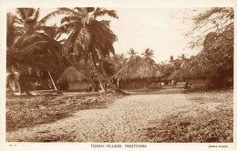 Sierra-Leone - FREETOWN - Tokeh Village - Publ. John's Studio 32 - Sierra Leone