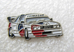 PIN'S   BMW   E 30  PRIMAGAZ - BMW