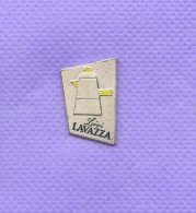 Rare Pins Cafe Lavazza E740 - Dranken