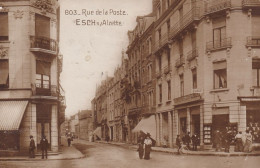 Real Photo Esch Alzette Rue De La Poste  Confections Globus Timbrée - Esch-sur-Alzette