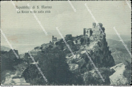 Cn412 Cartolina Repubblica Di San Marino La Rocca Vigile Sulla Citta' - San Marino