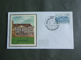 1975 1771 FDC Soie/zijde (Brus/Bruxs) :  " Martelarenplein " - 1971-1980