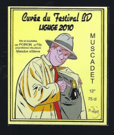 Etiquette Vin Muscadet Poiron Et Fils Propriétaire à Maisdon S Sevre 44 Thème BD Ligugé 2010 Dessin De Alain Dodier - Red Wines