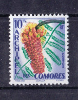 Archipel Des Comores-1958- Calvillea- Cat. Yt. 16- 10Fr. New Hinged - Unused Stamps