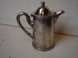 Lot. 2028. Ancienne Petite Cafetière The Splendid Ostend. Nachfolger  B. Bohrmann - Plata